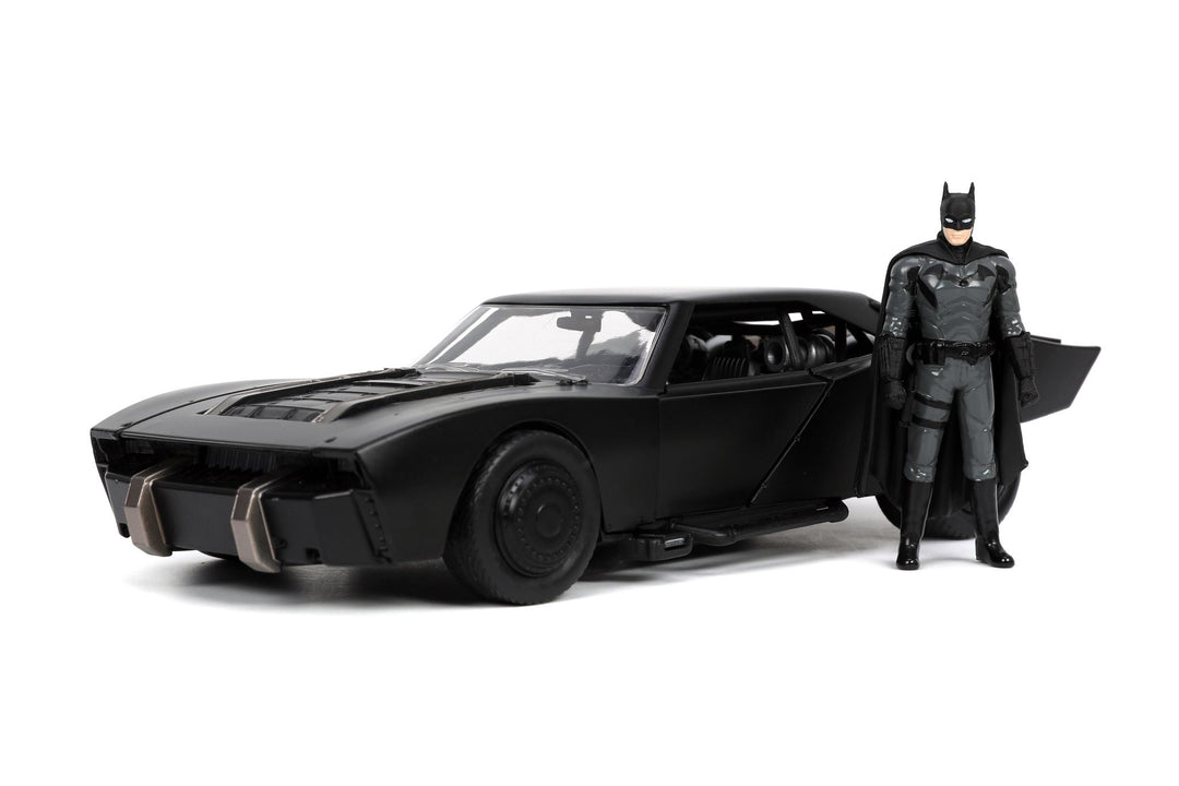 Jada Toys 1:24 2022 The Batman Batmobile with Figure