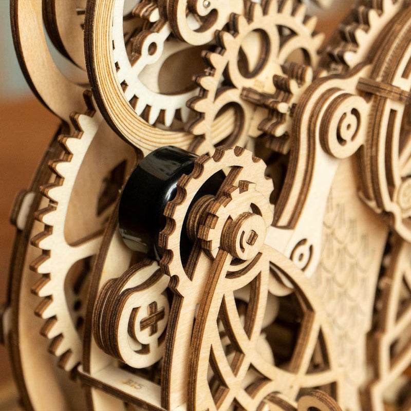 Owl Clock, side angle