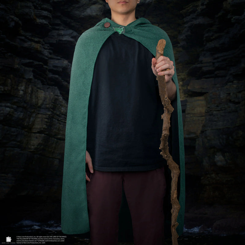 Lord of the Rings Hobbit Cloak with Lorien Leaf Brooch, alternate view