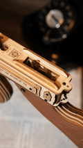 Thompson Submachine Gun, packaging shot