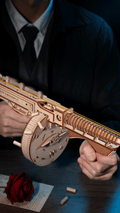 Thompson Submachine Gun, side angle