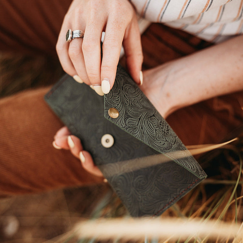 Make Your Own Leather Pouch, size reference