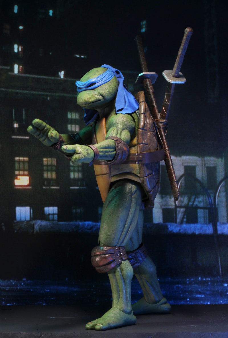 Teenage Mutant Ninja Turtles (1990 Movie) Leonardo 1/4 Scale Action Figure alternate view