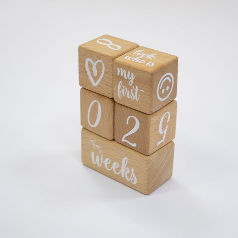 HELLO BABY GENDER NEUTRAL GIFT SET, side angle