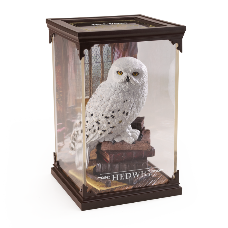 Magical Creatures #1 – Hedwig - Noble Collection, close-up detail