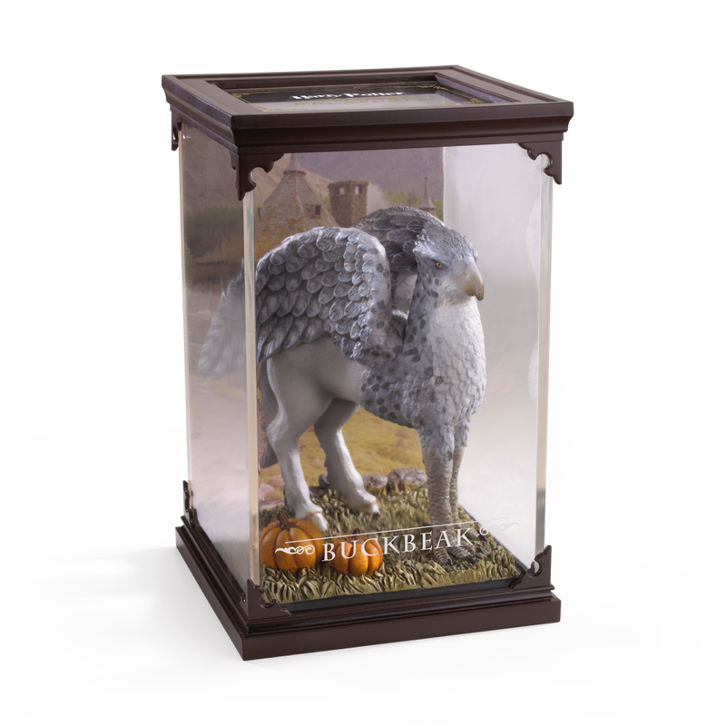 Magical Creatures #6 – Buckbeak - Noble Collection, close-up detail