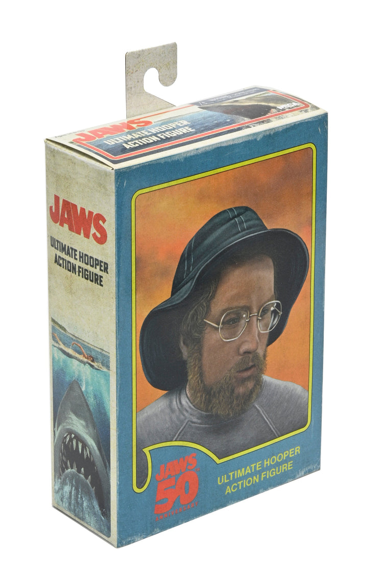 Jaws: Matt Hooper Amity Arrival 50th Anniversary Ultimate 7" Scale Action Figure (view 14)