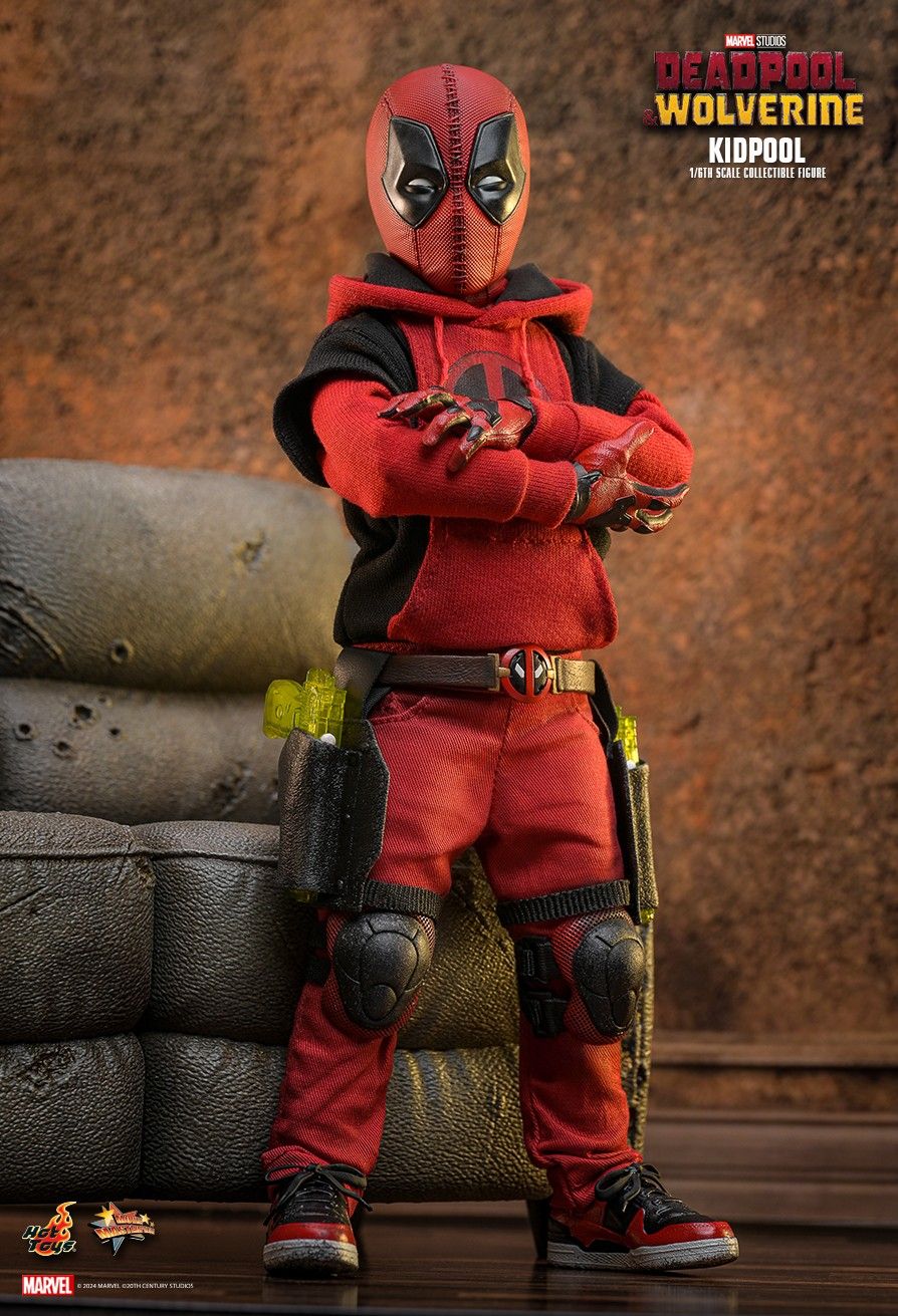 Hot Toys Deadpool & Wolverine Kidpool 1/6th Scale Figure