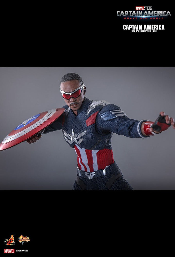 Hot Toys Captain America Brave New World Captain America 1/6th Scale Figure