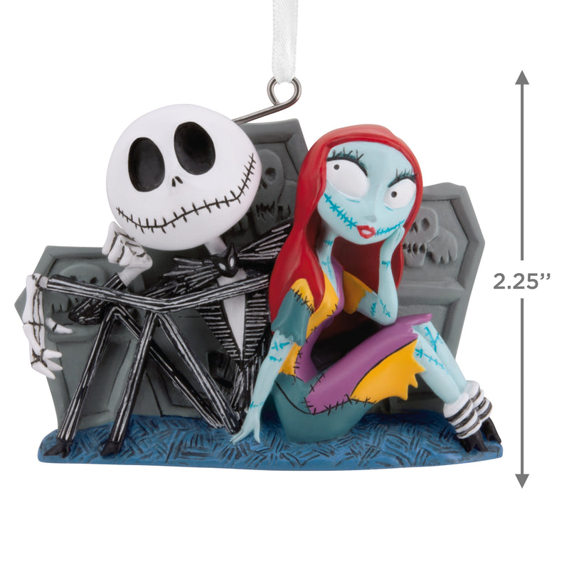 Collectable The Nightmare Before Christmas - Jack Skellington & Sally in Graveyard