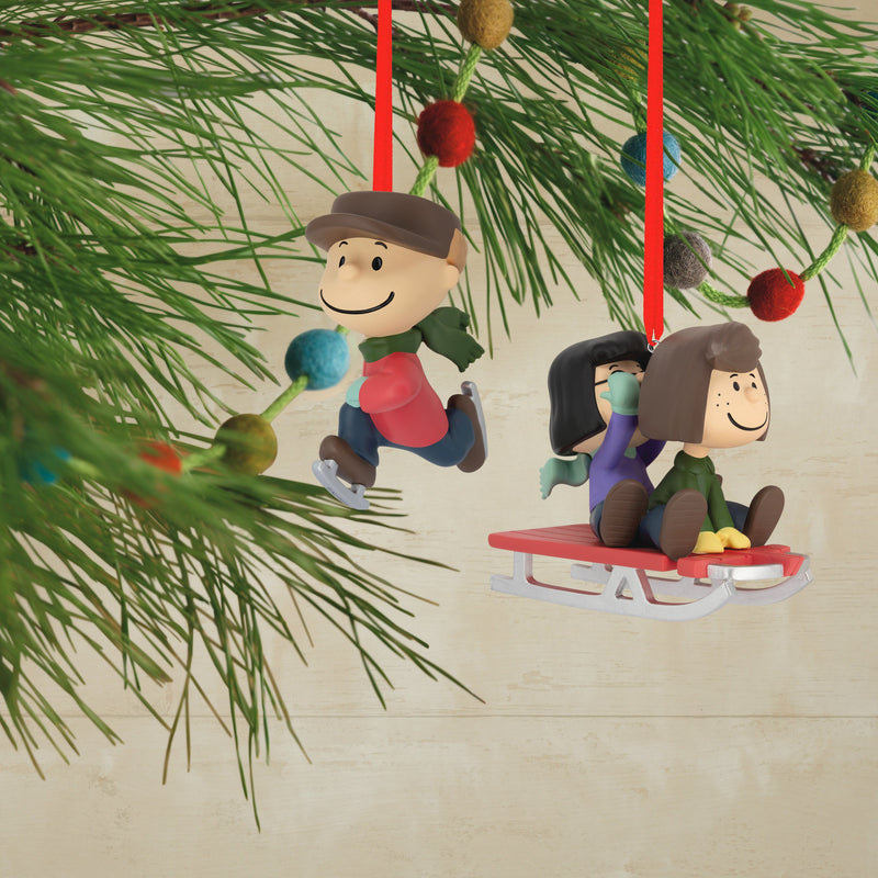 Collectable PEANUTS™ Ornaments - Pack of 6 PEANUTS™ Gang Winter Activities
