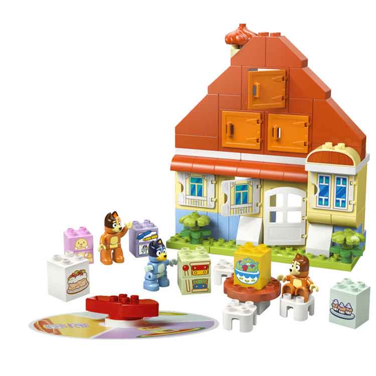 LEGO 10459 Bluey's Family House with Memory Games, alternate view