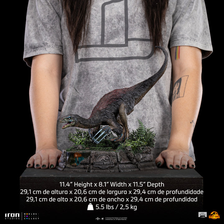 Iron Studios Jurassic World Therizinosaurus 1/20 Art Scale Limited Edition Statue