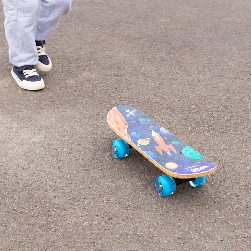 Space Kids Skateboard with Flashing Wheels 17" - Image 2