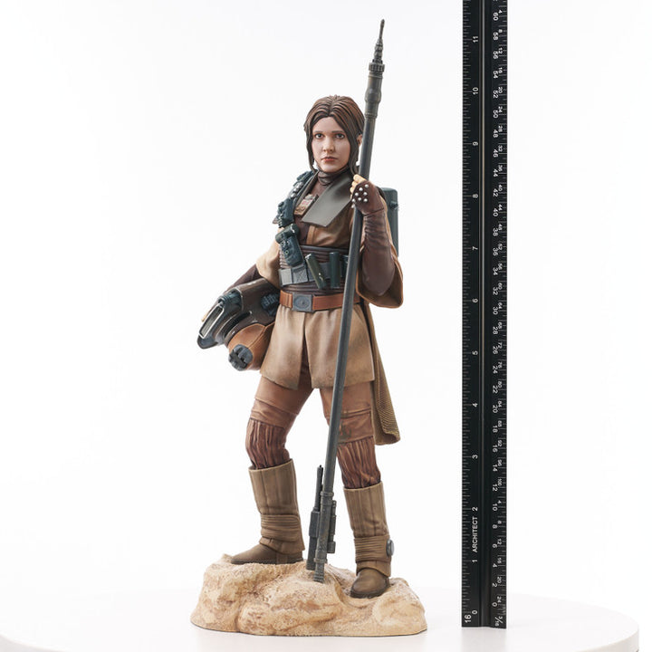 Star Wars: Return of the Jedi Premier Collection Leia in Boussh Disguise 1/7 Scale Limited Edition Statue