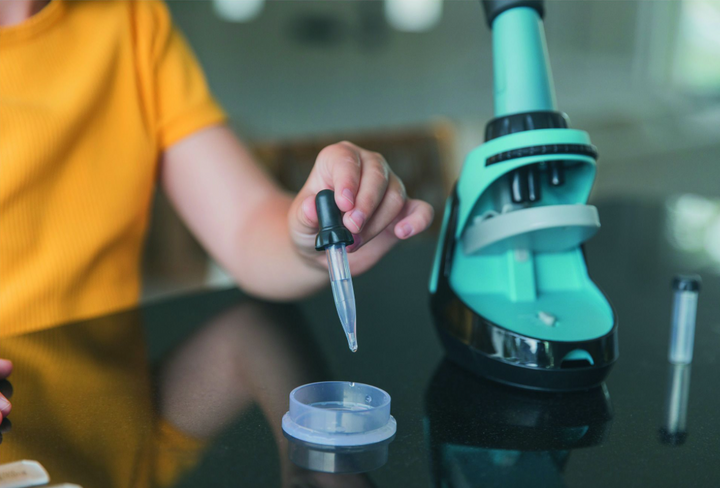 GeoSafari Microscope Science Set