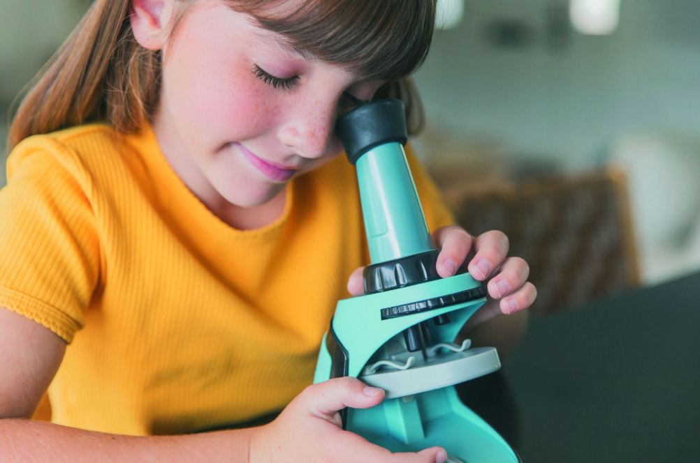 GeoSafari Microscope Science Set