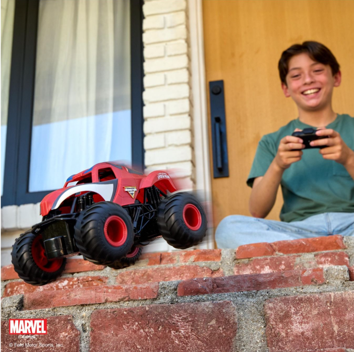 Monster Jam 1:24 RC Spiderman