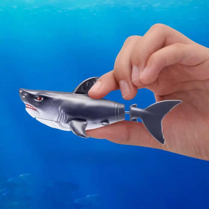 Robo Alive Water Activated S1 Swimming Shark