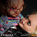 Chucky Tiffany Bride Of Chucky 15 MDS Mega Scale Figure With Sound (Black Jacket), in display