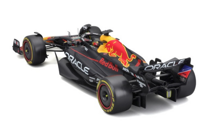 Formula 1 Red Bull Racing RB19 Max Verstappen Official Diecast Model with Mini Helmet F1 Replica (1:24 Scale)