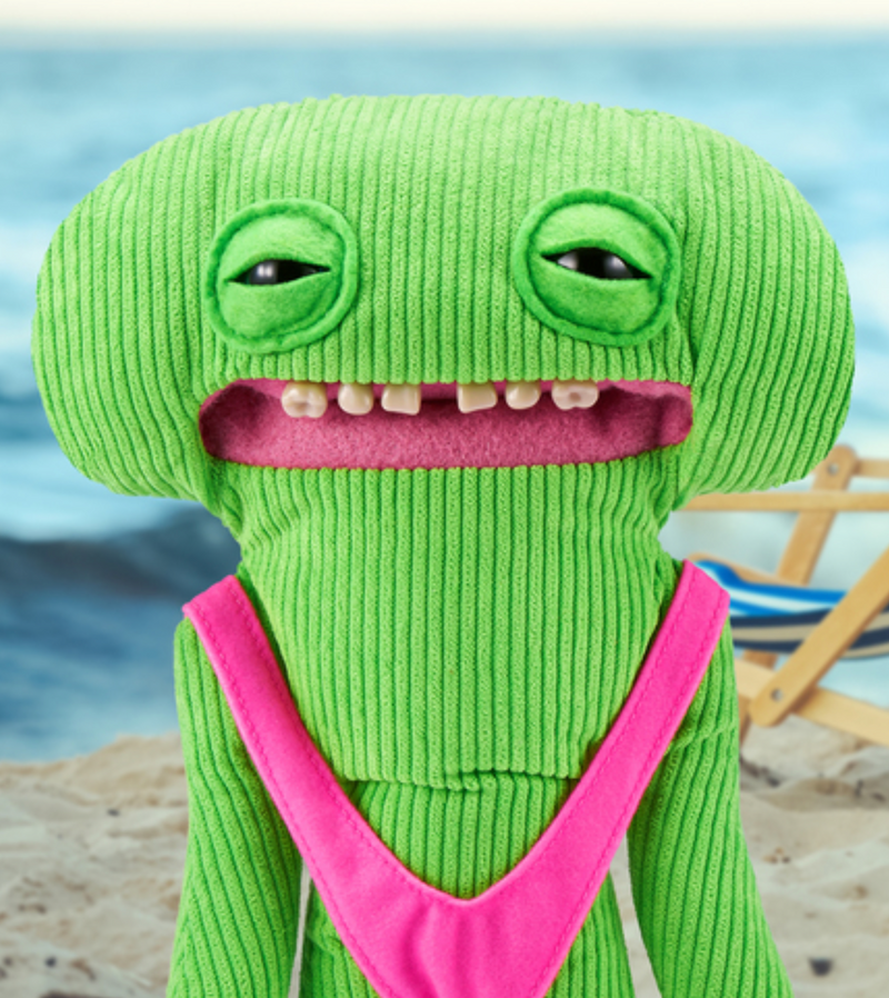 Fuggler Vacay Vibes Smiley O Riley 9 Plush, close-up detail