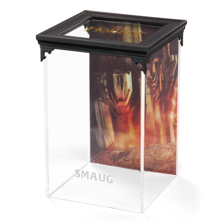 The Lord of the Rings Smaug Diorama Figure