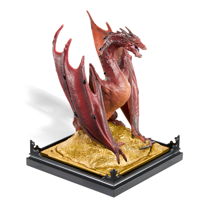 The Lord of the Rings Smaug Diorama Figure