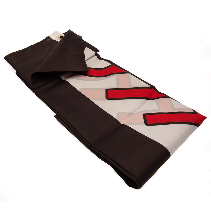Fulham FC Core Crest Flag, side angle
