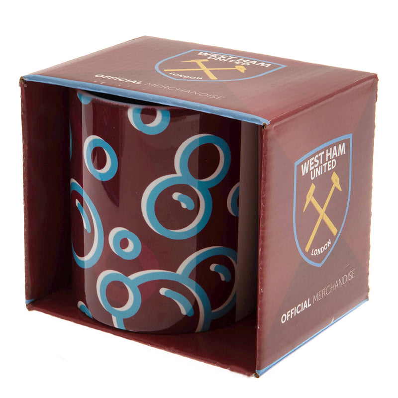 West Ham United FC Mug, close-up detail