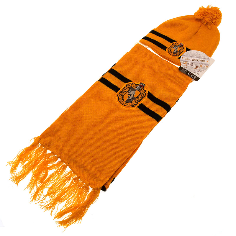 Harry Potter Junior Beanie & Scarf Hufflepuff, close-up detail