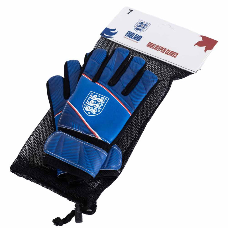 England FA Fuse Goalkeeper Gloves Yths, close-up detail