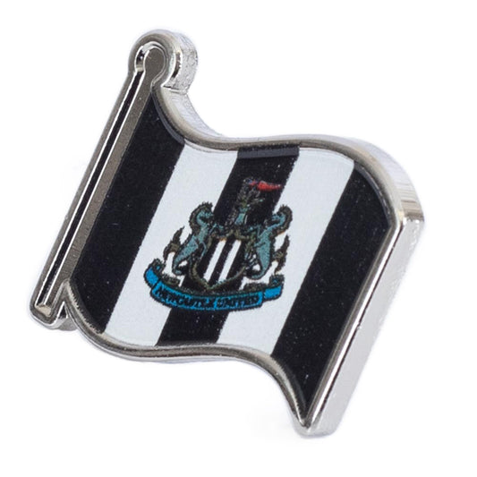 Newcastle United FC Flag Badge, alternate view