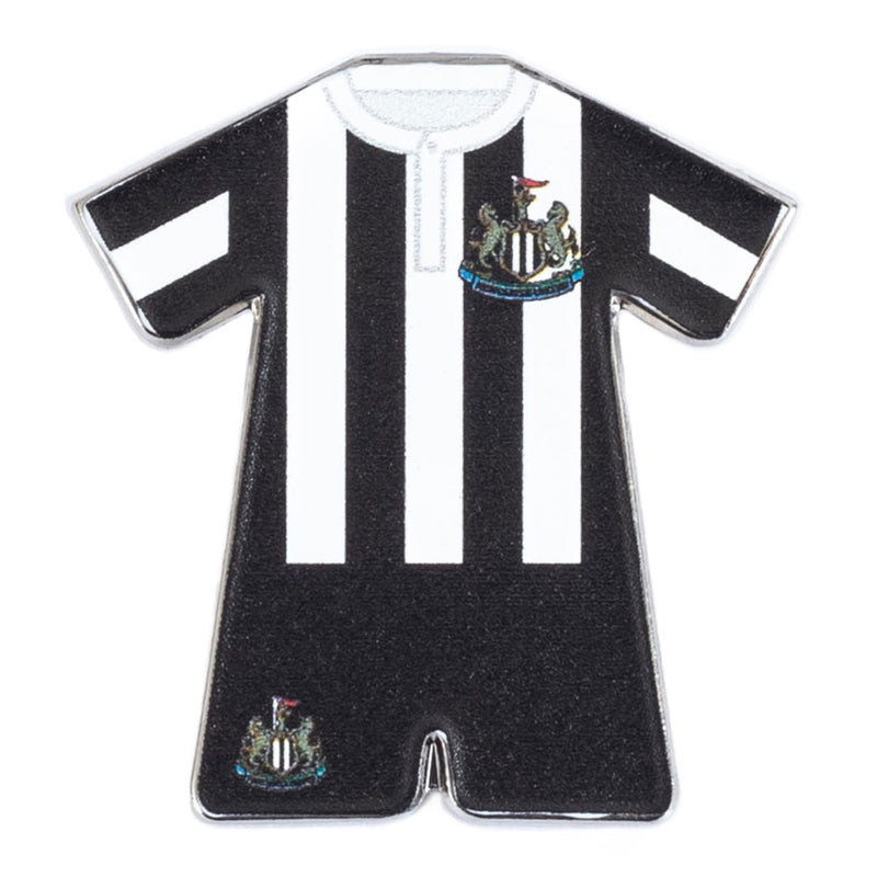 Newcastle United FC Ultimate Fan Bundle - Newcastle United FC 96 Retro Home Kit Badge