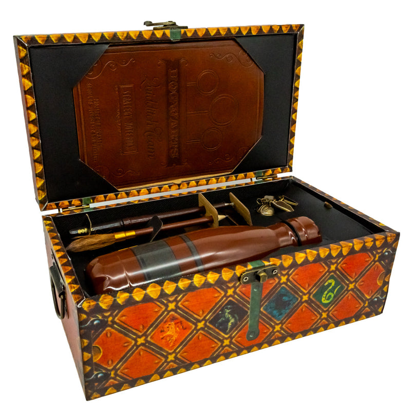Harry Potter Premium Gift Set Quidditch Trunk, close-up detail