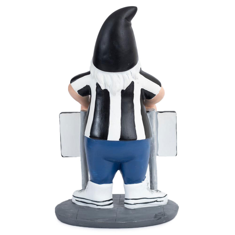 Newcastle United FC Street Sign Gnome, side angle