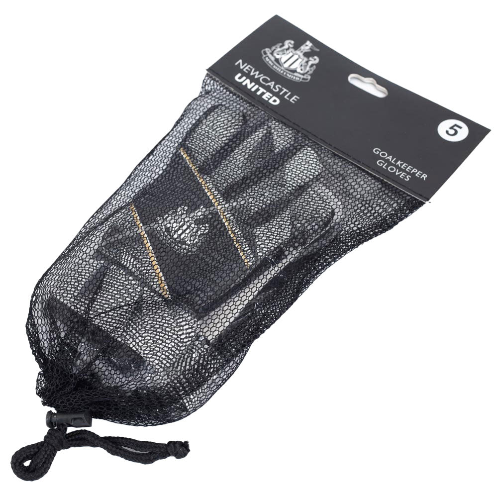 Newcastle United FC Goalkeeper Gloves : Size - Kids