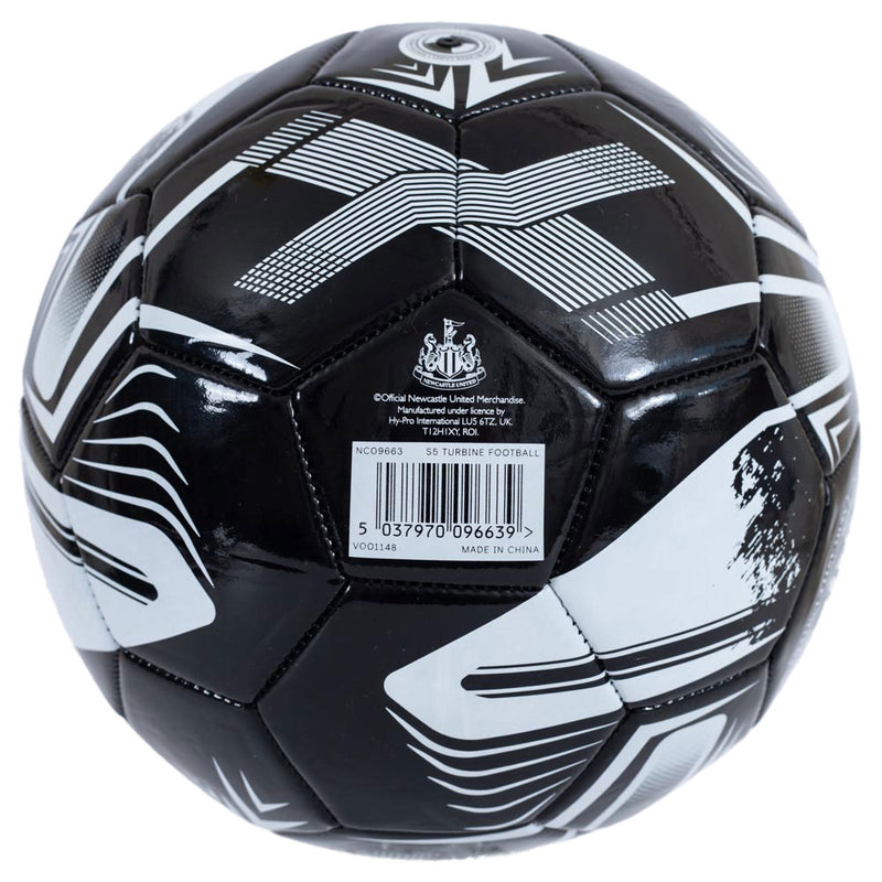 Newcastle United FC Turbine Football, close-up detail