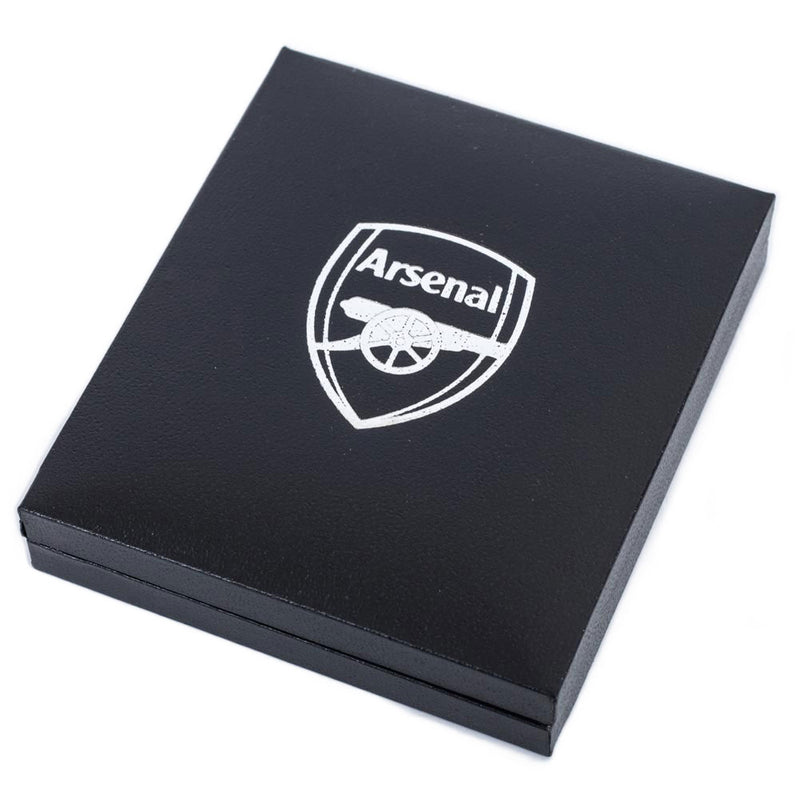 Arsenal FC 18ct Gold Plated on Silver Crest Pendant & Chain, close-up detail