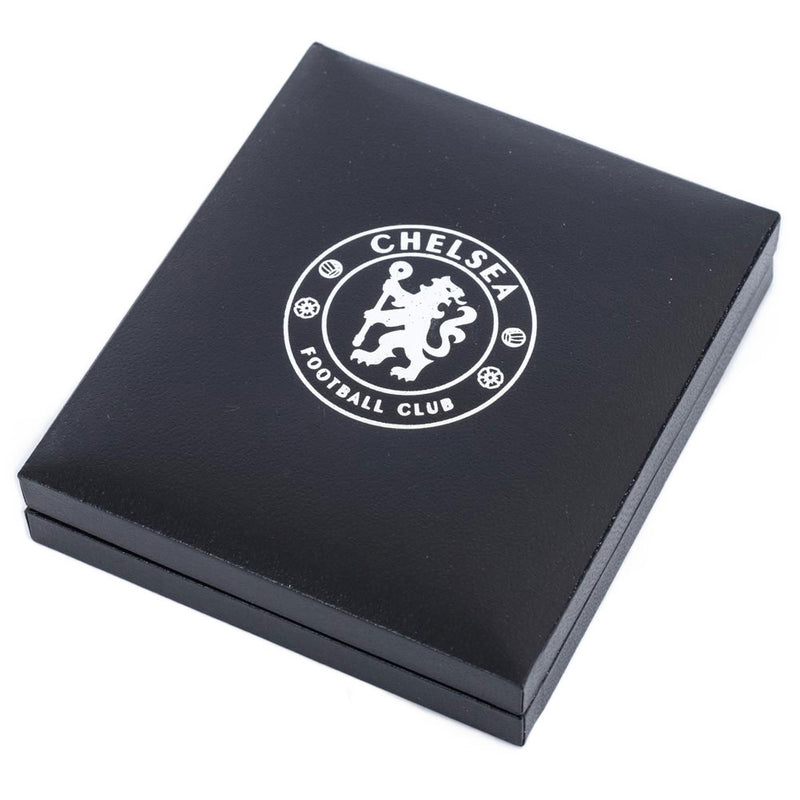 Chelsea FC 18ct Gold Plated on Silver Pendant & Chain, close-up detail