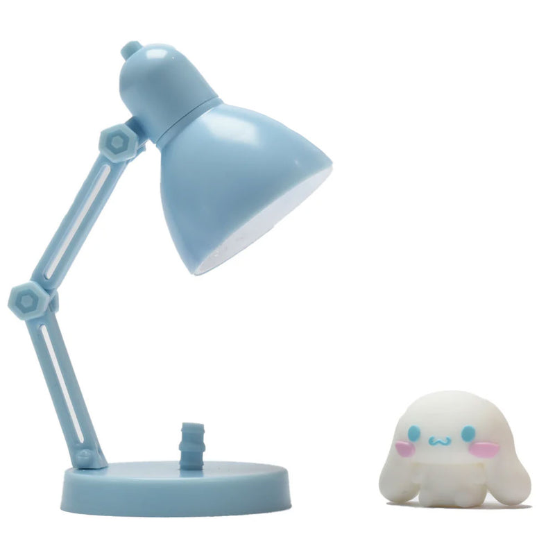 Cinnamoroll Mini Desk Lamp, close-up detail