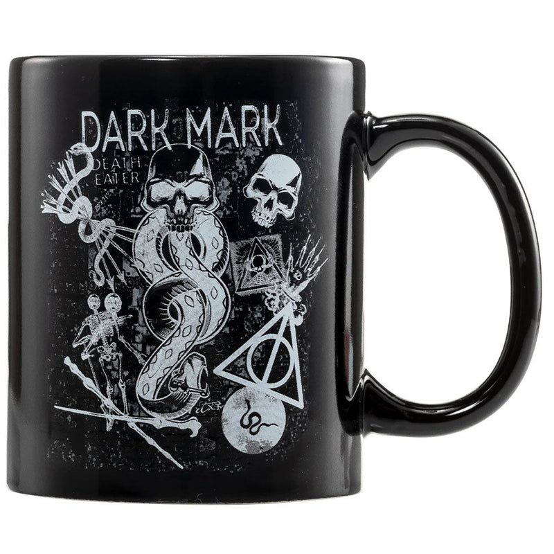 Harry Potter Dark Arts Mug & Sock Set, close-up detail