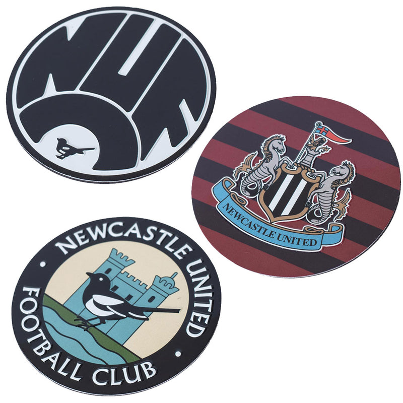 Newcastle United FC Ultimate Fan Bundle - Newcastle United FC 3pk Retro Fridge Magnet Set