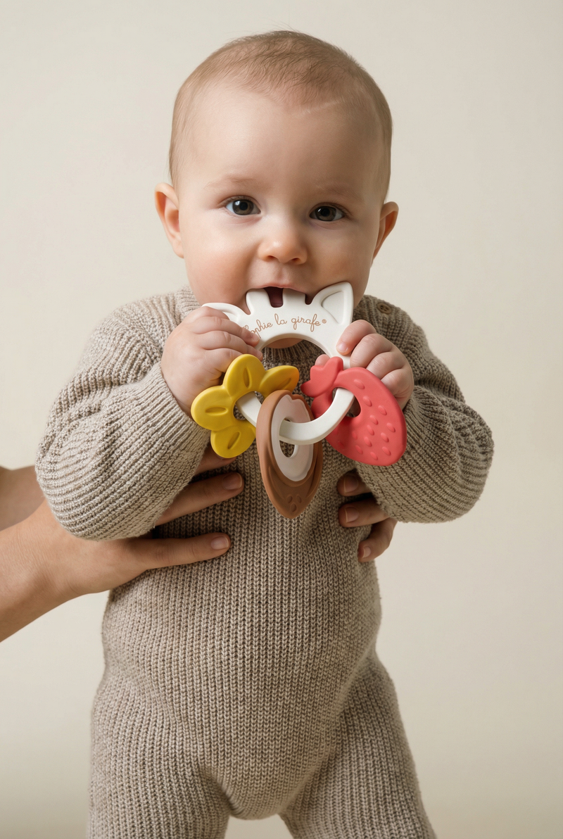 Sophie la girafe® – 5 Senses: Sense of Smell Ring collectible from The Little Hive