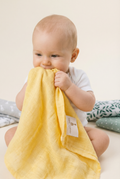Sophie la girafe® – 4 Coloured Swaddles Gift Set collectible from The Little Hive