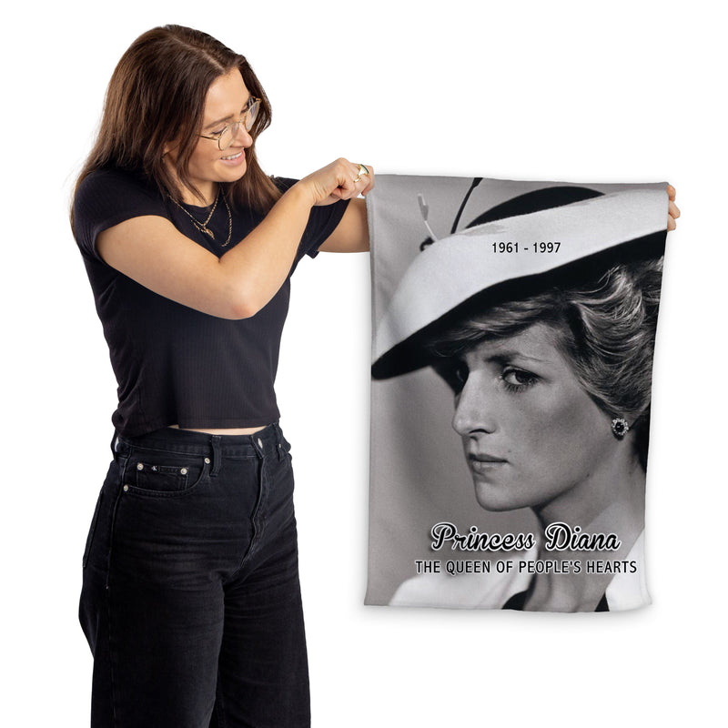 Princess Diana - The Queen Of People's Hearts - Memorabilia keepsake - Portrait Lightweight, Microfibre Tea Towel collecti...