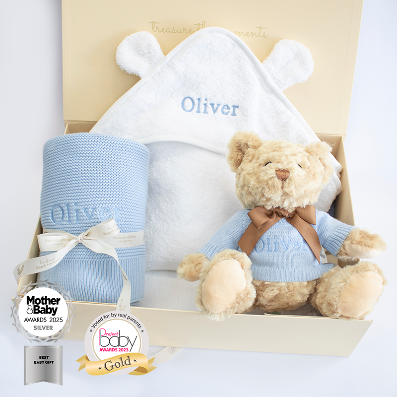 WELCOME LITTLE ONE GIFT SET, side angle