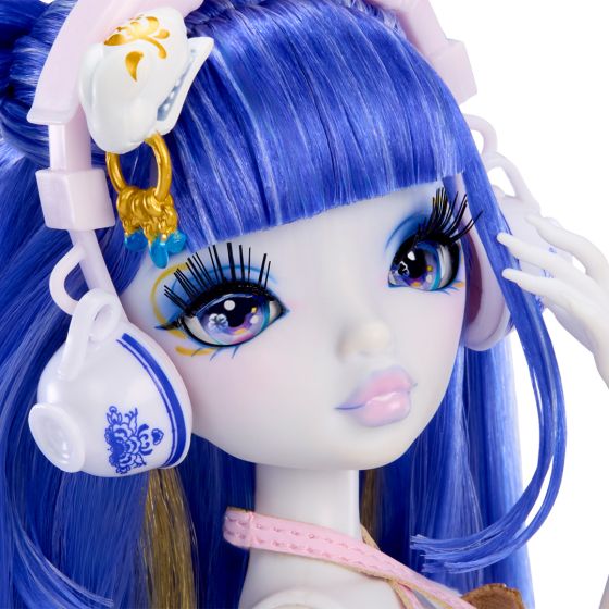MirrorMi Fashion Doll - Suki Goldpetal (Fragile)