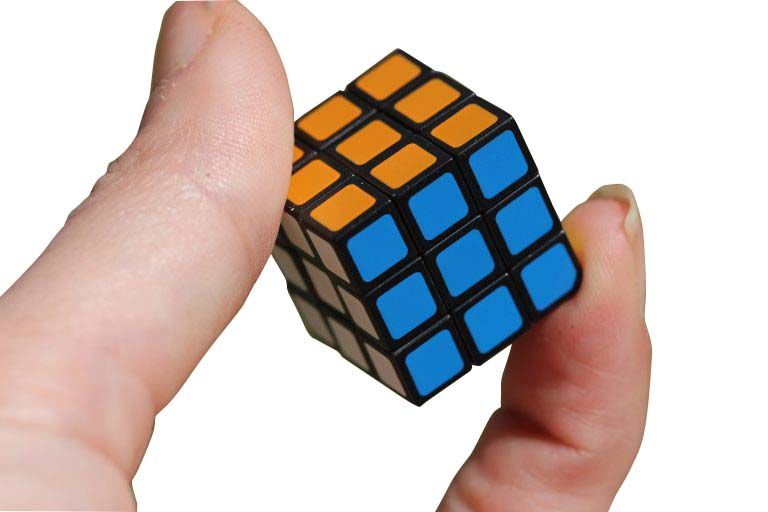 World S Smallest Rubiks Cube