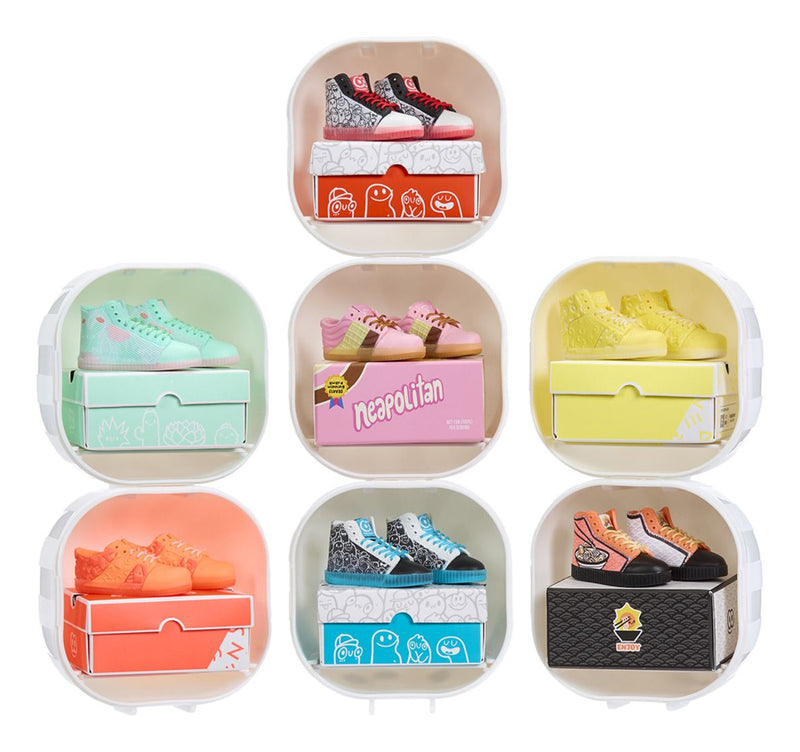 mga-s-miniverse-make-it-mini-sneakers-pdq